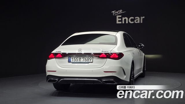 Mercedes-Benz E-Class (W214) E300 4MATIC AMG Line 2024 — фото 4