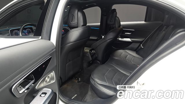 Mercedes-Benz E-Class (W214) E300 4MATIC AMG Line 2024 — фото 15