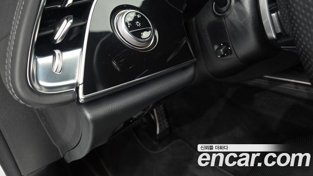 Mercedes-Benz E-Class (W214) E300 4MATIC AMG Line 2024 — фото 33