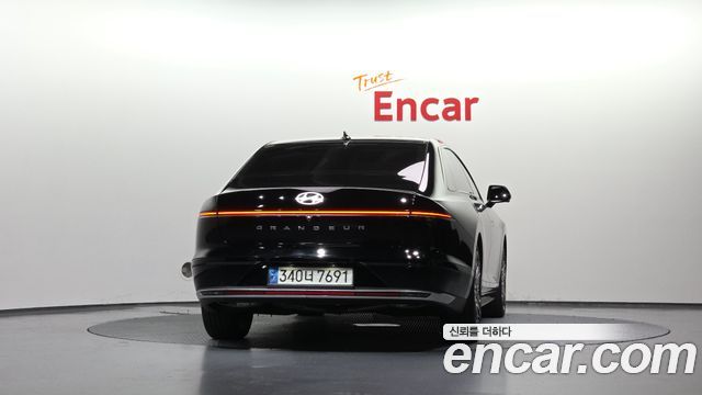 Hyundai Grandeur Hybrid (GN7) Exclusive 2023 — фото 4