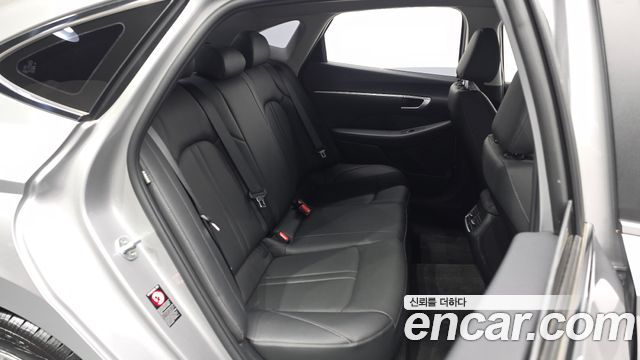 Hyundai Sonata (DN8) 2.0 LPG(rental car) Style 2022 — фото 11