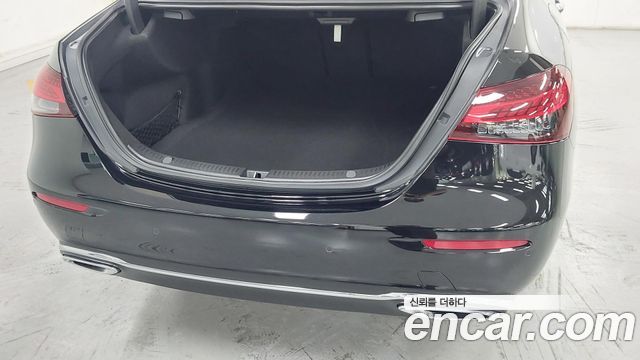 Mercedes-Benz E-Class (W213) E250 Exclusive 2023 — фото 15