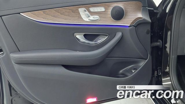 Mercedes-Benz E-Class (W213) E250 Exclusive 2023 — фото 19