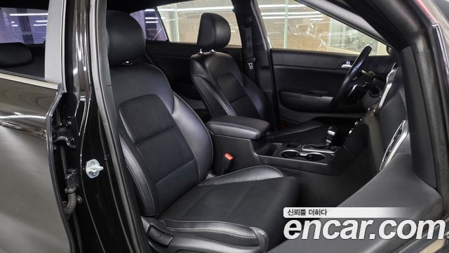 Kia Sportage The Bold Diesel 2.0 2WD Prestige 2019 — фото 15