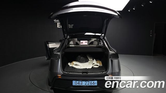 Tesla Model Y Long Range AWD 2025 — фото 20