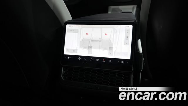 Tesla Model Y Long Range AWD 2025 — фото 32