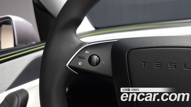 Tesla Model Y Long Range AWD 2025 — фото 34