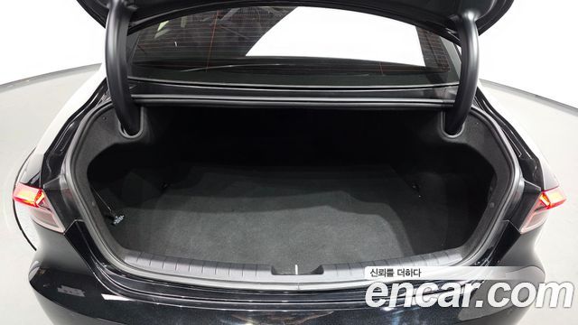 Hyundai Grandeur (IG) 2.5 Premium 2020 — фото 20