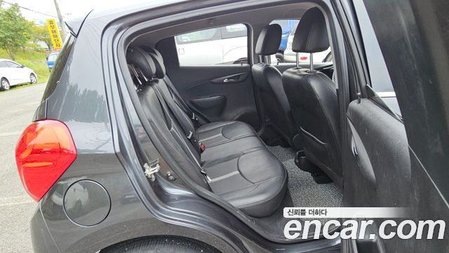 Chevrolet Spark Premier 2020 — фото 16