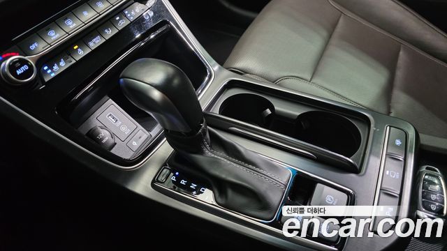 Hyundai Grandeur Hybrid (IG) Exclusive Special 2019 — фото 9