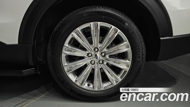Ford Explorer (VI) 2.3 LimIted 4WD 2020 — фото 21