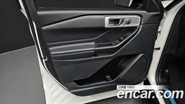 Ford Explorer (VI) 2.3 LimIted 4WD 2020 — фото 24