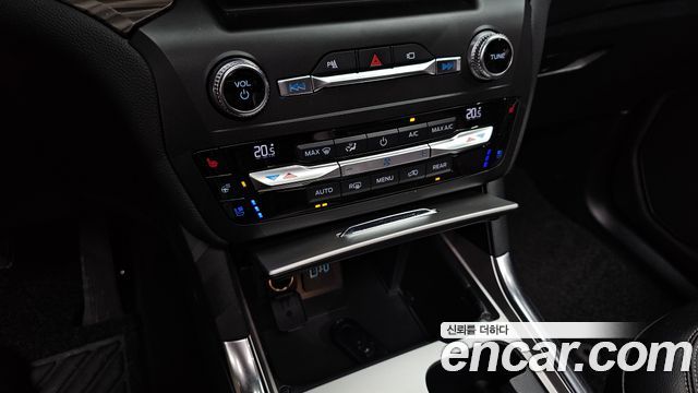 Ford Explorer (VI) 2.3 LimIted 4WD 2020 — фото 31