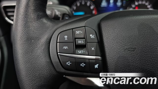 Ford Explorer (VI) 2.3 LimIted 4WD 2020 — фото 34
