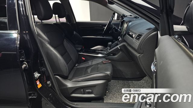 Renault Korea QM6 Diesel 4WD RE Signature 2018 — фото 32