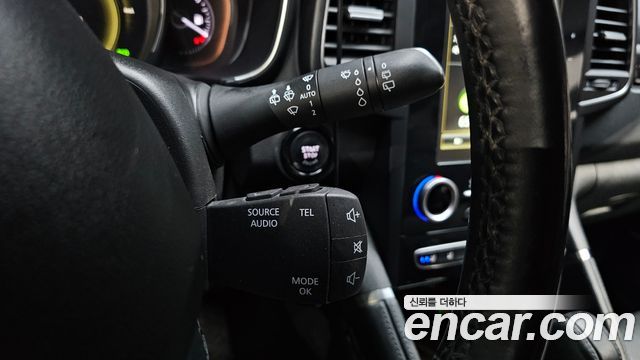 Renault Korea QM6 Diesel 4WD RE Signature 2018 — фото 36