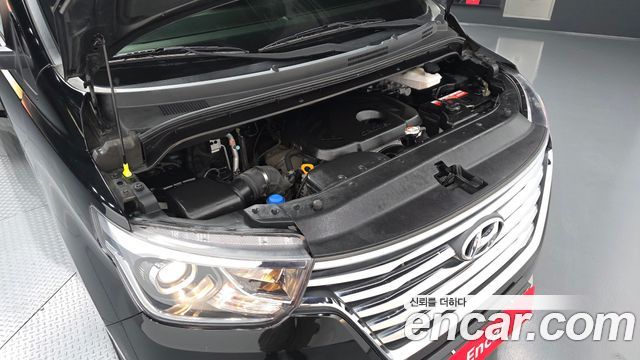 Hyundai Grand Starex Limousine (Special) 2019 — фото 6