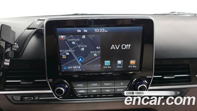 Hyundai Grand Starex Limousine (Special) 2019 — фото 14
