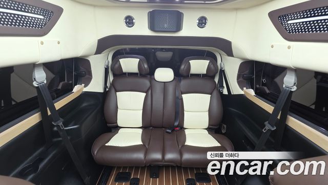 Hyundai Grand Starex Limousine (Special) 2019 — фото 19