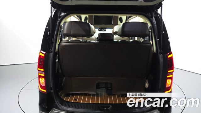 Hyundai Grand Starex Limousine (Special) 2019 — фото 20