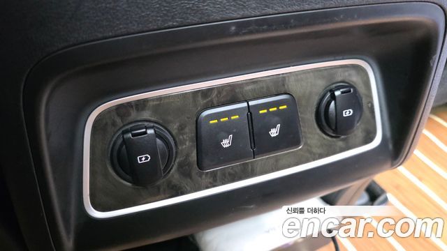 Hyundai Grand Starex Limousine (Special) 2019 — фото 27