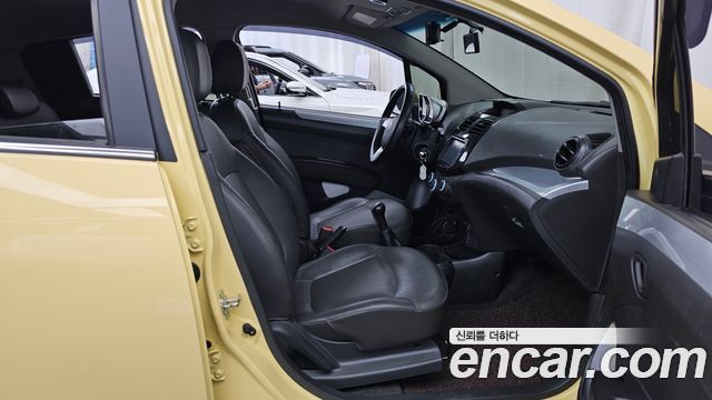 Chevrolet Spark LPG LT Standard 2014 — фото 11