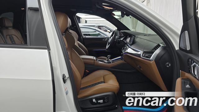 BMW X5M (G05) 4.4 Competition 2021 — фото 11