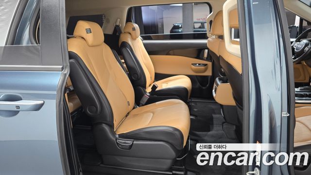 Kia Carnival (IV) Diesel 9-Seater Prestige 2023 — фото 11