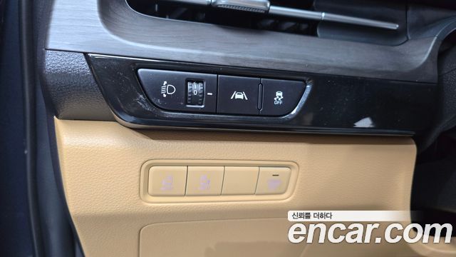 Kia Carnival (IV) Diesel 9-Seater Prestige 2023 — фото 16