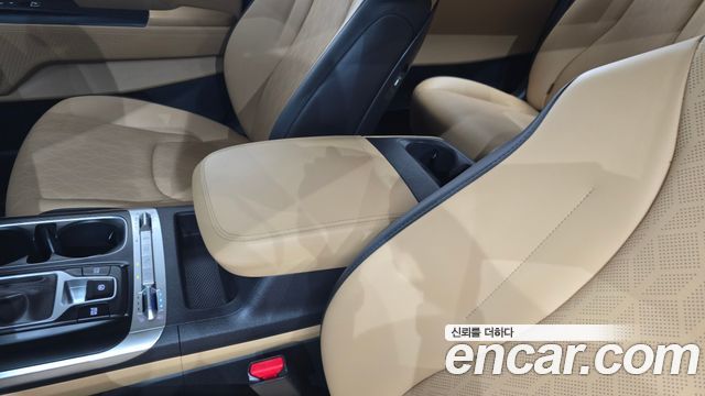 Kia Carnival (IV) Diesel 9-Seater Prestige 2023 — фото 29