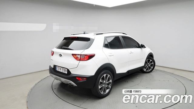Kia Stonic 1.4 Trendy 2020 — фото 8