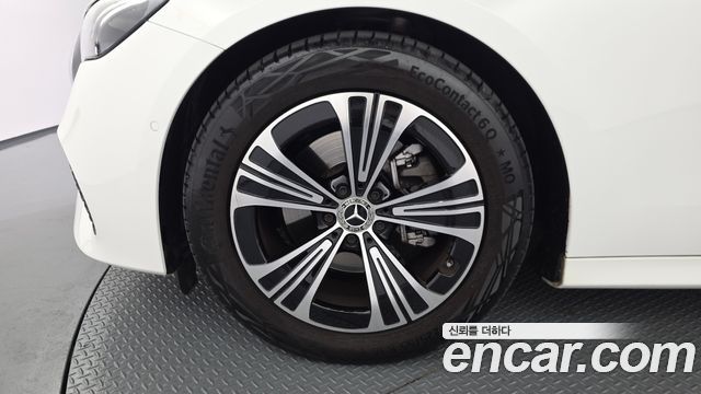Mercedes-Benz E-Class (W214) E200 Avantgarde 2024 — фото 5