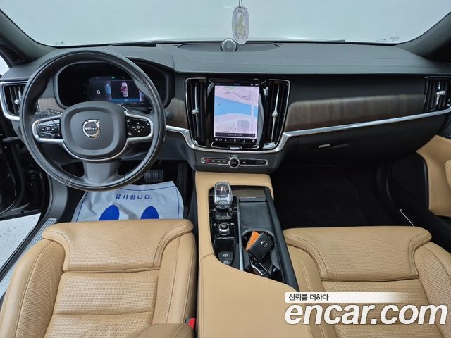 Volvo S90 B6 AWD Inscription 2022 — фото 5
