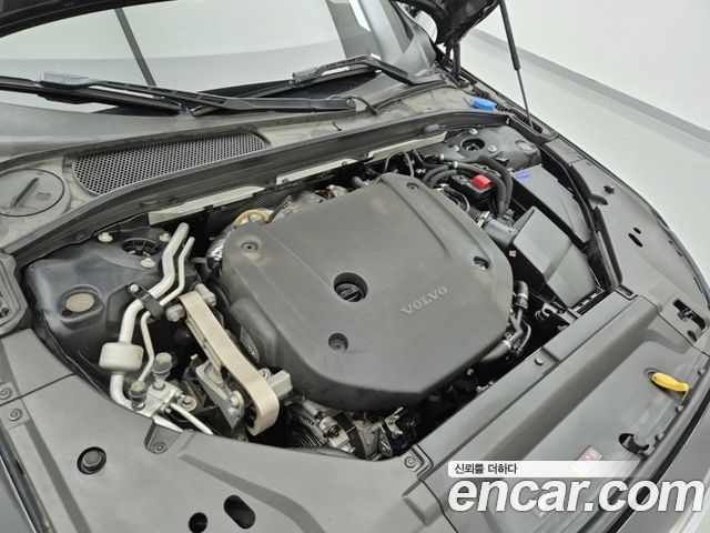 Volvo S90 B6 AWD Inscription 2022 — фото 6
