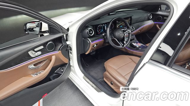 Mercedes-Benz E-Class (W213) E250 AMG Line 2023 — фото 10