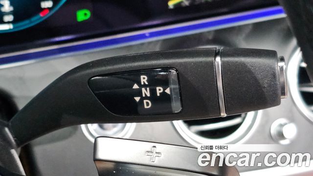 Mercedes-Benz E-Class (W213) E250 AMG Line 2023 — фото 24