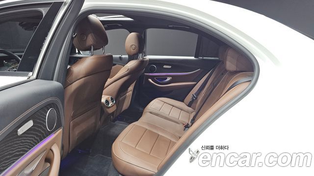 Mercedes-Benz E-Class (W213) E250 AMG Line 2023 — фото 33