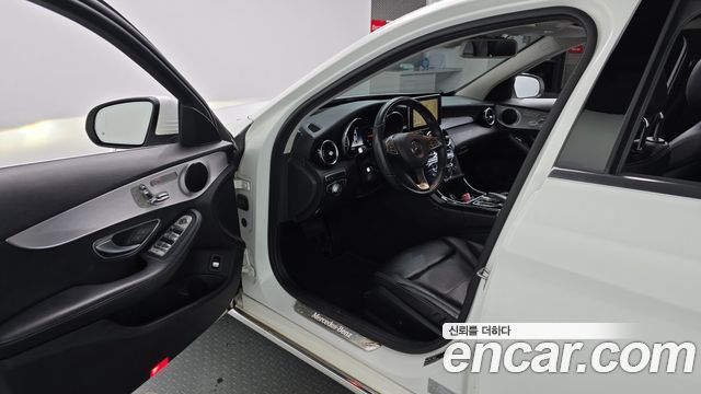 Mercedes-Benz C-Class (W205) C220 d Avantgarde 2018 — фото 10
