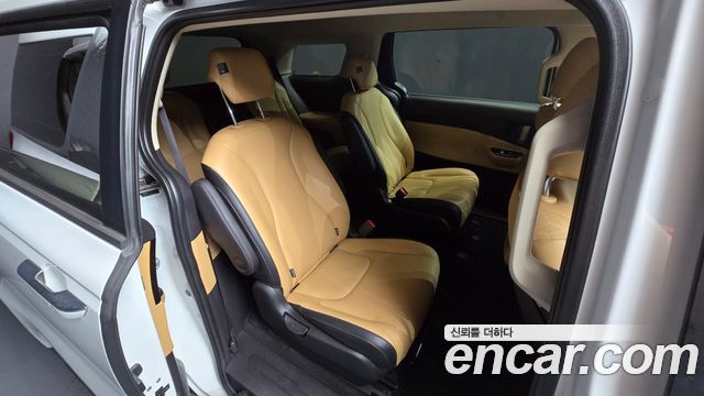 Kia Carnival (IV) Diesel 9-Seater Prestige 2023 — фото 11