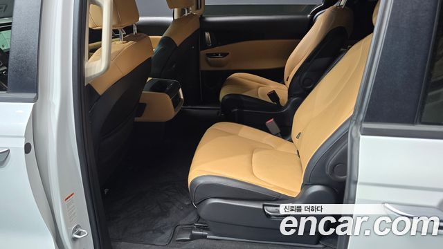 Kia Carnival (IV) Diesel 9-Seater Prestige 2023 — фото 12