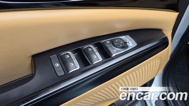 Kia Carnival (IV) Diesel 9-Seater Prestige 2023 — фото 27