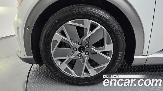 Genesis GV60 Standard 2022 — фото 5