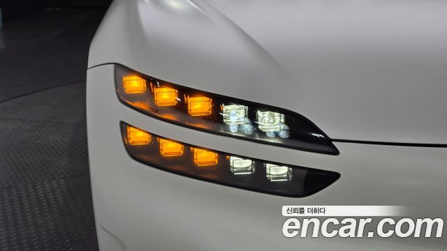 Genesis GV60 Standard 2022 — фото 28