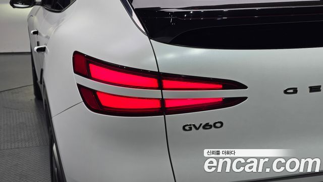 Genesis GV60 Standard 2022 — фото 29