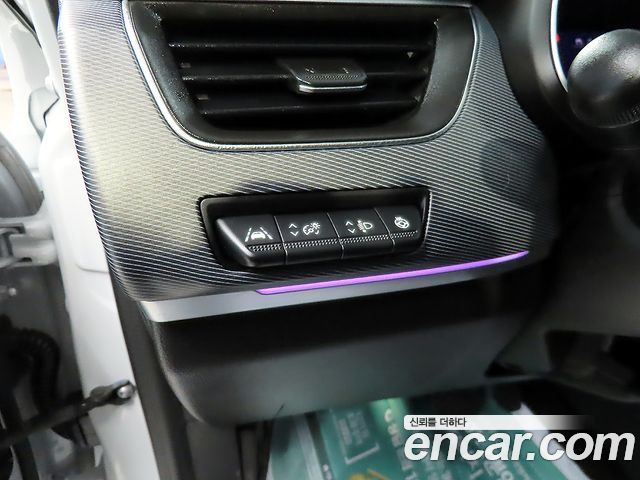 Renault Korea XM3 1.3 TCe RE Signature 2022 — фото 19