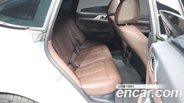 BMW 4 Series (G22) 420i M Sport Pro Gran Coupe 2026 — фото 12