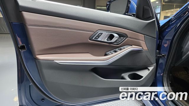 BMW 3 Series (G20) 320i Luxury 2021 — фото 24