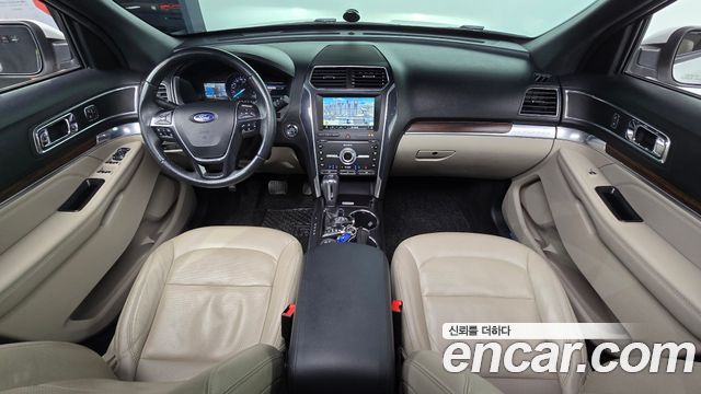 Ford Explorer 2.3 Limited 4WD 5th 2019 — фото 7