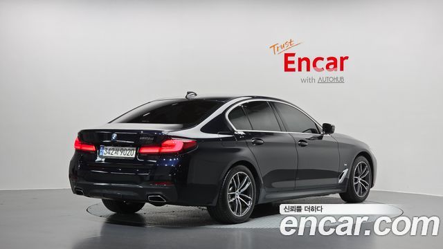 BMW 5 Series (G30) 523d M Sport 2021 — фото 2