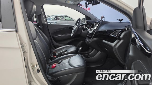 Chevrolet Spark Premier 2019 — фото 26